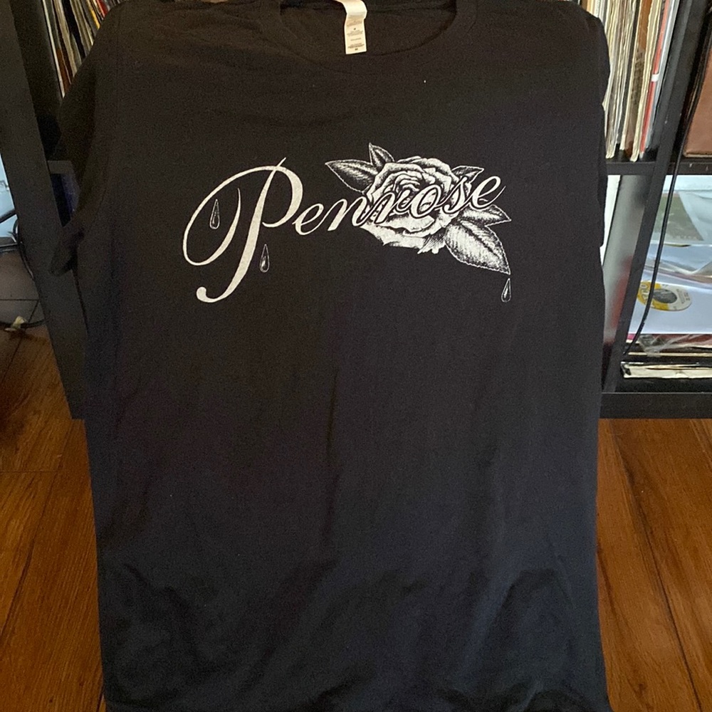 Penrose label tee